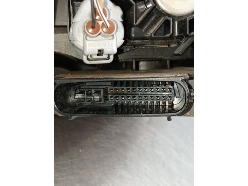 Recambio de faro izquierdo para toyota rav 4 v (_a5_, _h5_) 2.5 hybrid awd (axah54) referencia OEM IAM 8990742020 XENON 14370003