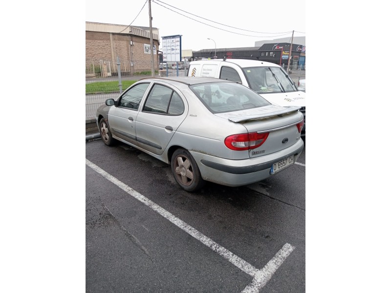 renault megane i classic (la0/1_) del año 2000