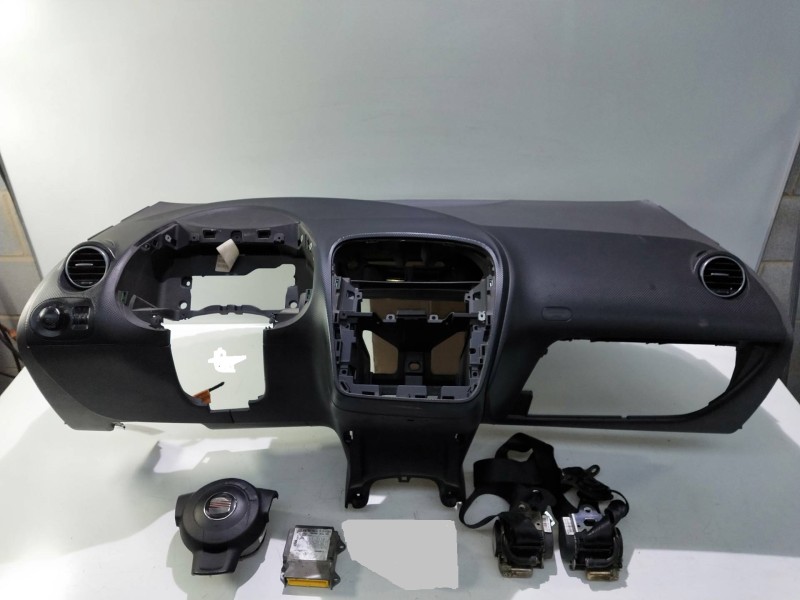 Recambio de kit airbag para seat toledo (5p2) stylance / style referencia OEM IAM  NO TIENE EL ANILLO 