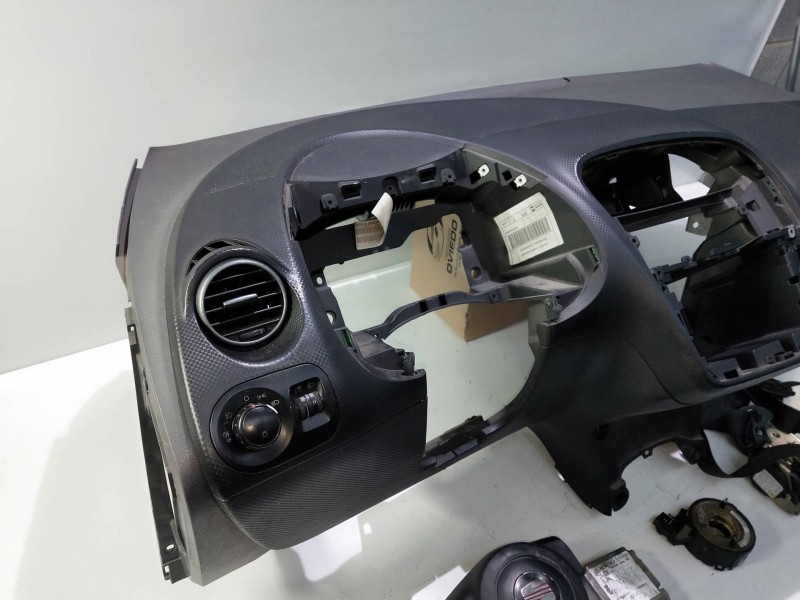 Recambio de kit airbag para seat toledo (5p2) stylance / style referencia OEM IAM  NO TIENE EL ANILLO 