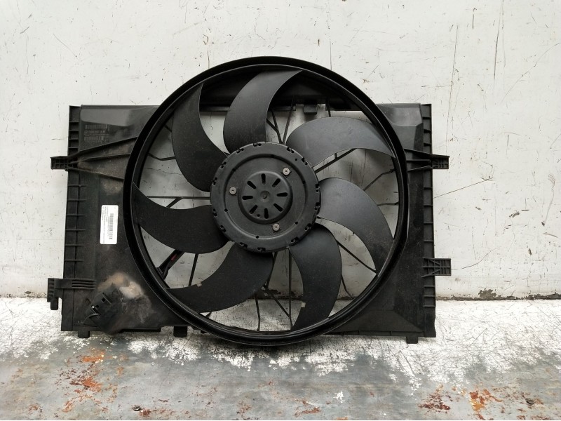 Recambio de electroventilador para mercedes-benz clase c (w203) berlina 220 cdi (la) (203.008) referencia OEM IAM A2035001693 A2