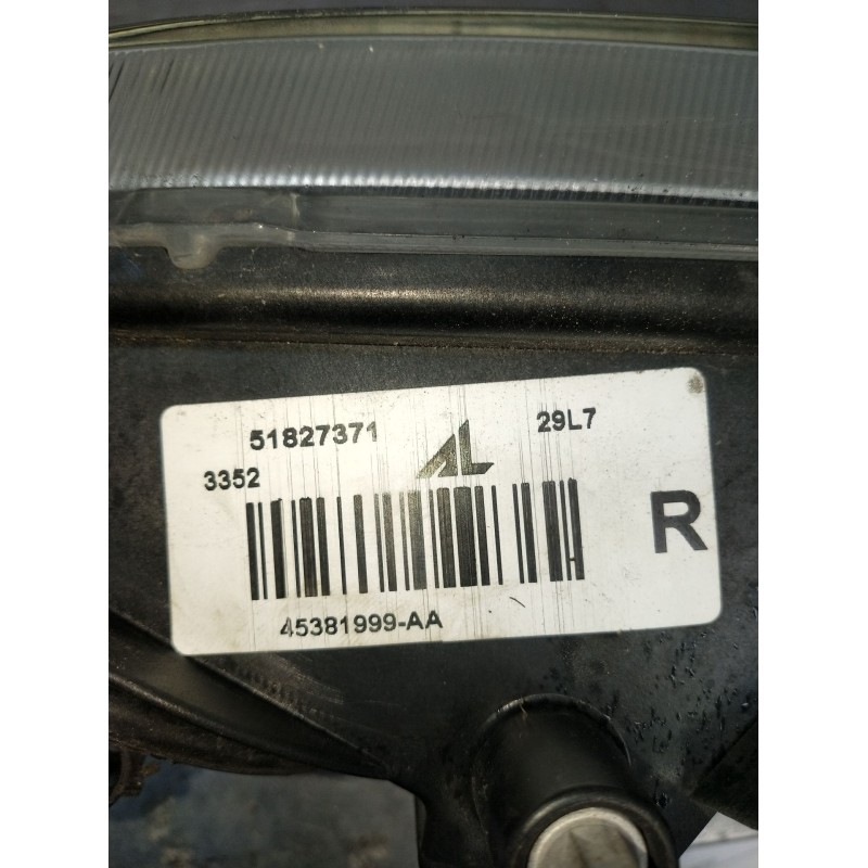Recambio de faro antiniebla derecho para fiat croma (194_) 1.9 d multijet (194axc1b, 194axc12) referencia OEM IAM 51827371 45381