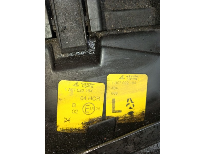 Recambio de faro izquierdo para audi a4 b5 (8d2) 1.9 tdi quattro referencia OEM IAM 1307022194  