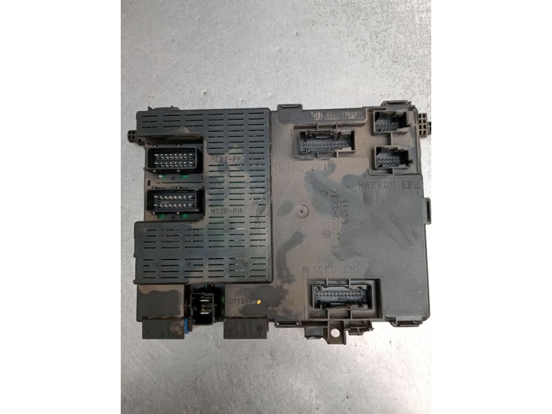 Recambio de caja reles / fusibles para citroën xsara coupé (n0) 2.0 hdi 90 referencia OEM IAM 9650913880 16199401 