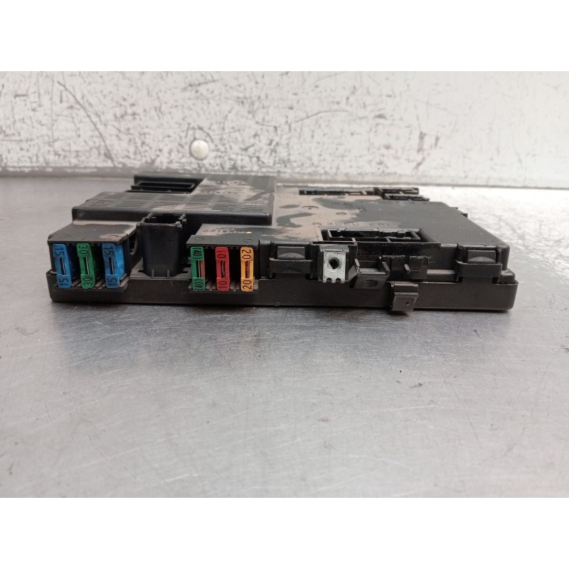 Recambio de caja reles / fusibles para citroën xsara coupé (n0) 2.0 hdi 90 referencia OEM IAM 9650913880 16199401 
