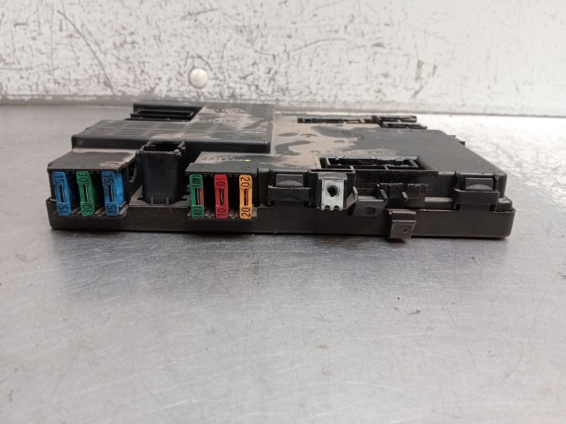 Recambio de caja reles / fusibles para citroën xsara coupé (n0) 2.0 hdi 90 referencia OEM IAM 9650913880 16199401 