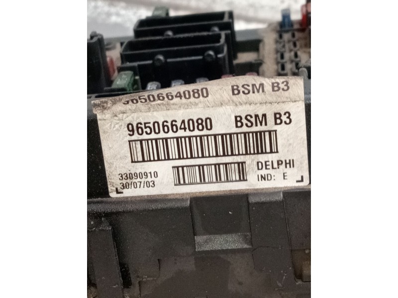 Recambio de caja reles / fusibles para peugeot 307 (3a/c) 2.0 hdi 90 referencia OEM IAM 9650664080 33090910 BSMB3 