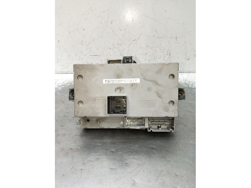 Recambio de caja reles / fusibles para fiat croma (194_) 1.9 d multijet (194axc1b, 194axc12) referencia OEM IAM 51804074 5012109