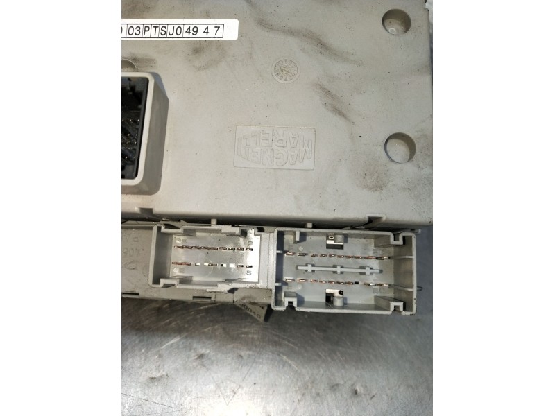 Recambio de caja reles / fusibles para fiat croma (194_) 1.9 d multijet (194axc1b, 194axc12) referencia OEM IAM 51804074 5012109