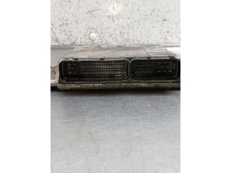 Recambio de centralita motor uce para chrysler voyager iv (rg, rs) 2.5 crd referencia OEM IAM 0281013001 P05094802AC 1039S16546 