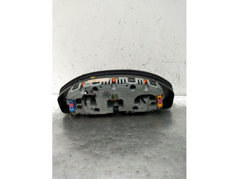 Recambio de cuadro instrumentos para audi a4 b5 (8d2) 1.9 tdi quattro referencia OEM IAM 88311225230  