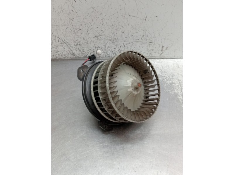 Recambio de motor calefaccion para chrysler voyager iv (rg, rs) 2.5 crd referencia OEM IAM AY1661000366 701130457A 036543Q 2004