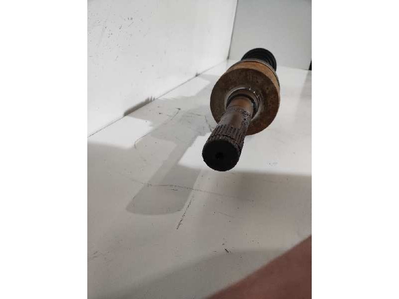 Recambio de transmision trasera izquierda para land rover discovery v6 td se referencia OEM IAM   LR072065