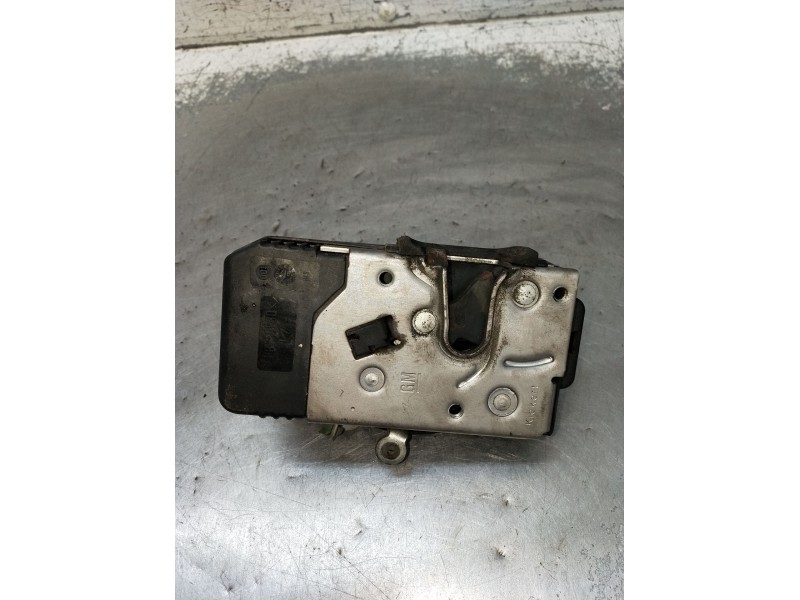Recambio de motor cierre centralizado delantero izquierdo para opel corsa c (x01) 1.7 dti (f08, f68) referencia OEM IAM 24434884