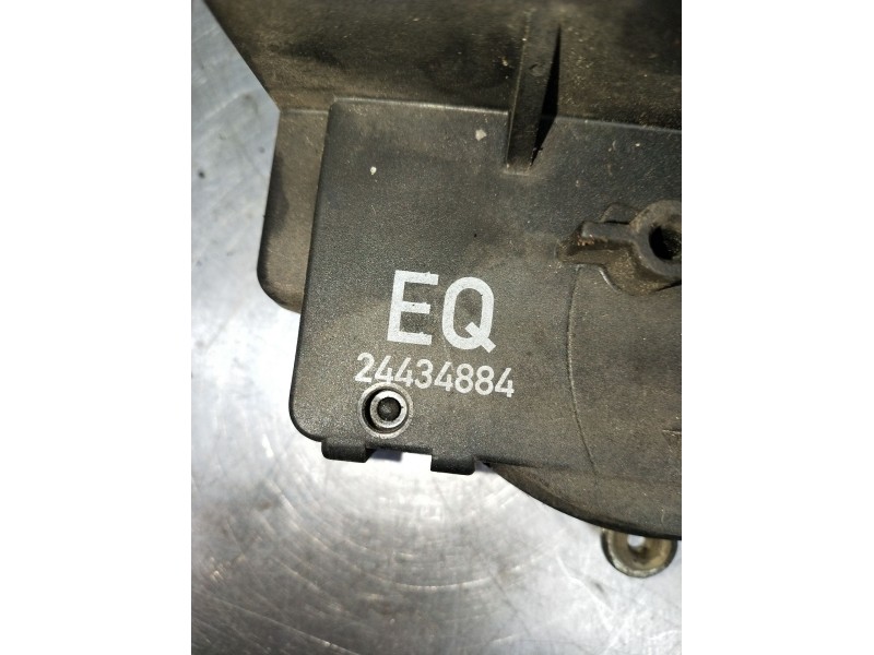 Recambio de motor cierre centralizado delantero izquierdo para opel corsa c (x01) 1.7 dti (f08, f68) referencia OEM IAM 24434884