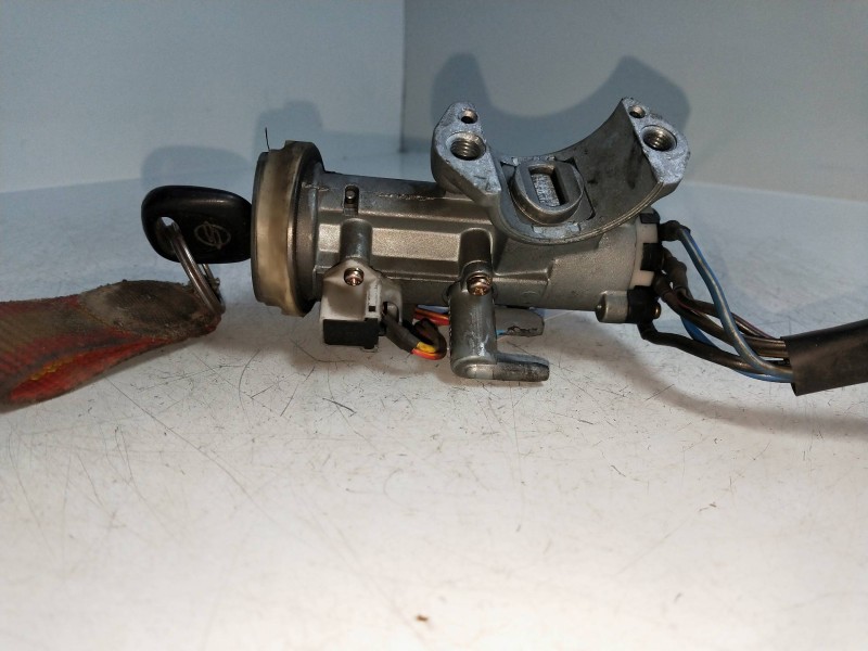 Recambio de conmutador de arranque para ssangyong musso referencia OEM IAM   