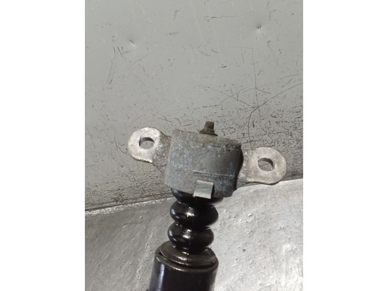 Recambio de amortiguador trasero izquierdo para peugeot 308 i (4a_, 4c_) 1.6 16v referencia OEM IAM   07