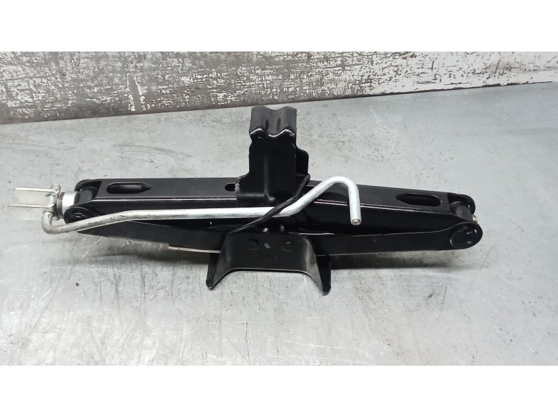Recambio de gato para dacia duster (hm_) 1.2 tce 125 4x4 (hmma) referencia OEM IAM   17