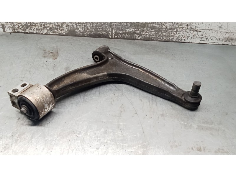 Recambio de brazo suspension inferior delantero derecho para fiat croma (194_) 1.9 d multijet (194axc1b, 194axc12) referencia OE