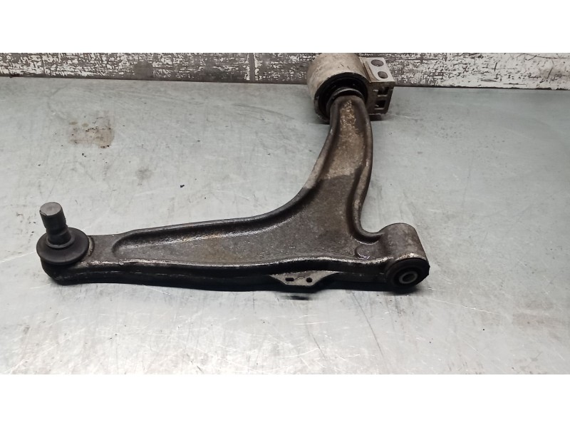 Recambio de brazo suspension inferior delantero derecho para fiat croma (194_) 1.9 d multijet (194axc1b, 194axc12) referencia OE