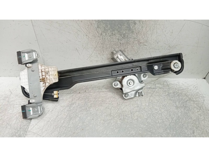 Recambio de elevalunas trasero izquierdo para ssangyong tivoli 1.6 turbodiesel cat referencia OEM IAM 98830X1010  