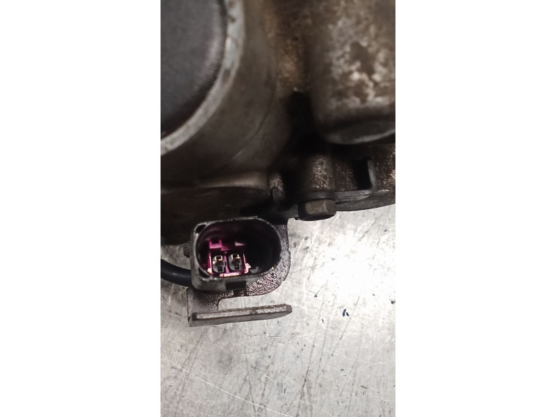 Recambio de compresor aire acondicionado para seat ibiza iv (6j5, 6p1) 1.9 tdi referencia OEM IAM 6Q0820808F 4471908898 08