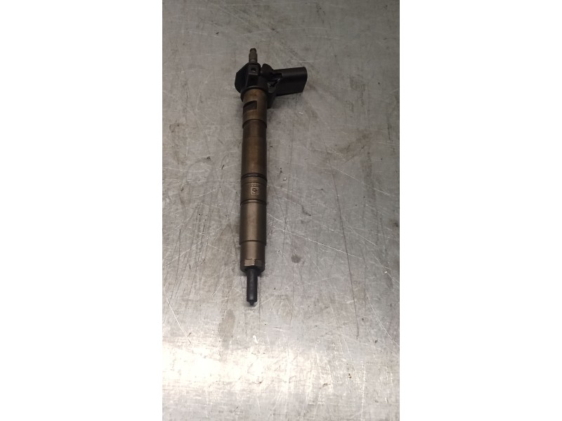 Recambio de inyector para seat exeo (3r2) 2.0 tdi referencia OEM IAM 0445116030 03L130277 BOSCH