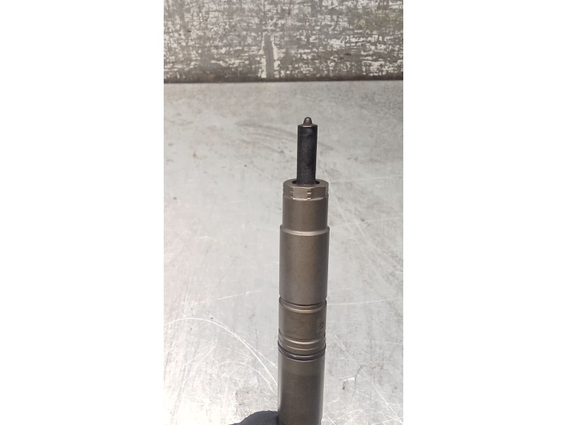 Recambio de inyector para seat exeo (3r2) 2.0 tdi referencia OEM IAM 0445116030 03L130277 BOSCH