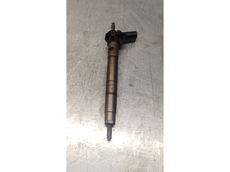 Recambio de inyector para seat exeo (3r2) 2.0 tdi referencia OEM IAM 0445116030 03L130277 BOSCH