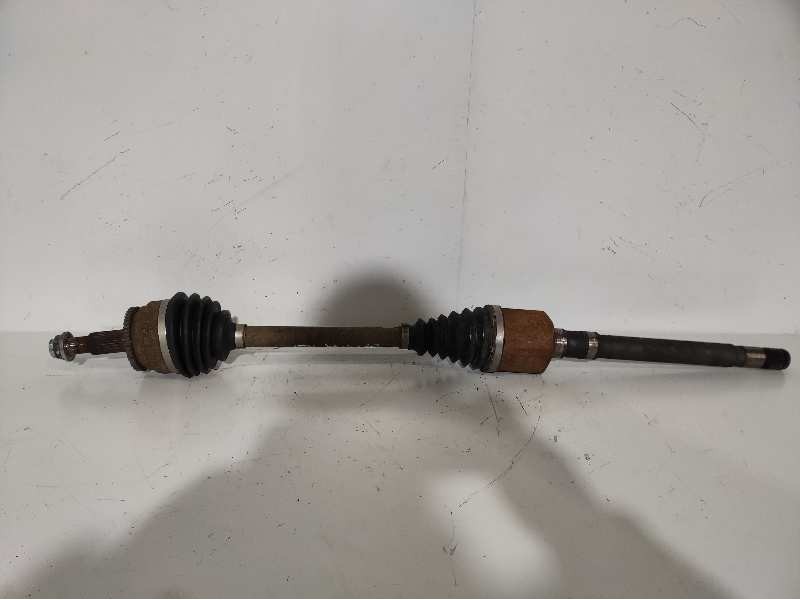 Recambio de transmision delantera derecha para land rover discovery v6 td se referencia OEM IAM   LR071930