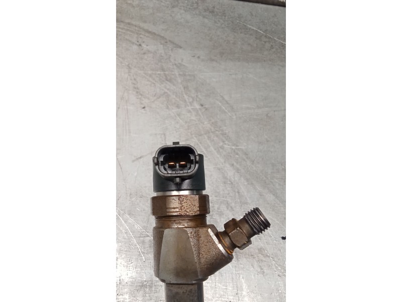 Recambio de inyector para fiat doblo autobús (263_) 1.6 d multijet (263axd1b) referencia OEM IAM 0445110524  BOSCH