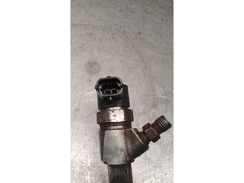 Recambio de inyector para fiat doblo autobús (263_) 1.6 d multijet (263axd1b) referencia OEM IAM 0445110524  BOSCH