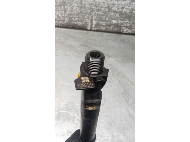Recambio de inyector para ford kuga (cbs) titanium referencia OEM IAM 9686191080  DELPHI