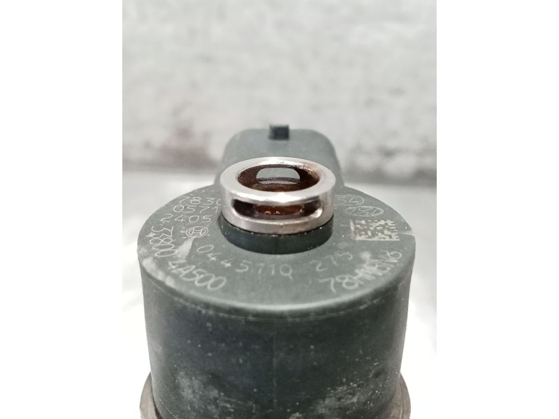 Recambio de inyector para kia sorento i (jc) 2.5 crdi referencia OEM IAM 0445110275 338004A500 