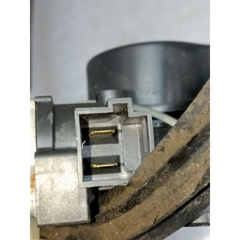 Recambio de elevalunas delantero derecho para chrysler voyager iv (rg, rs) 2.5 crd referencia OEM IAM AY2621002771 EA07347 2004 