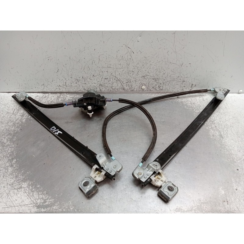 Recambio de elevalunas delantero izquierdo para chrysler voyager iv (rg, rs) 2.5 crd referencia OEM IAM AY2621002761 EA07357 200