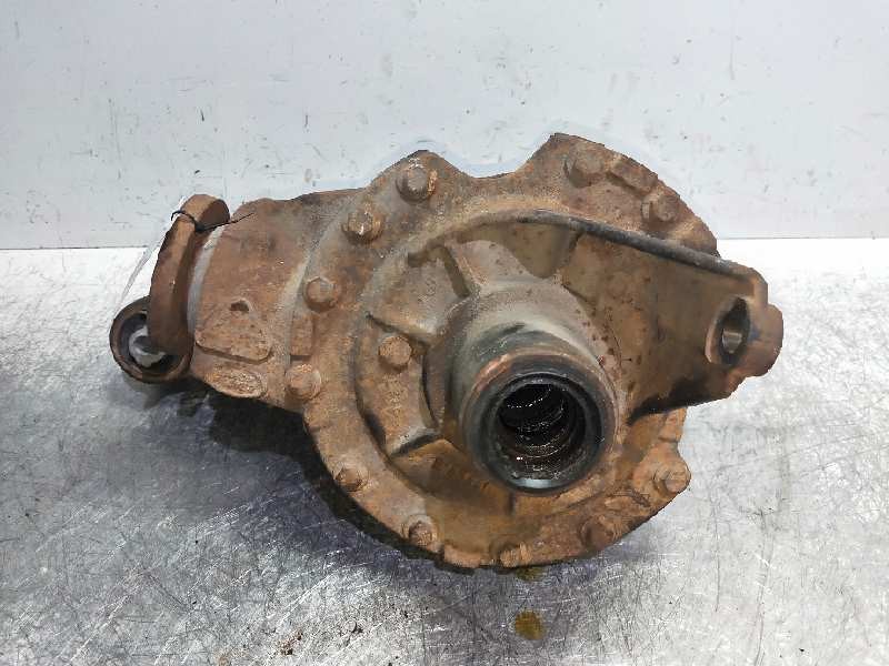 Recambio de diferencial trasero para land rover discovery v6 td se referencia OEM IAM E55441  