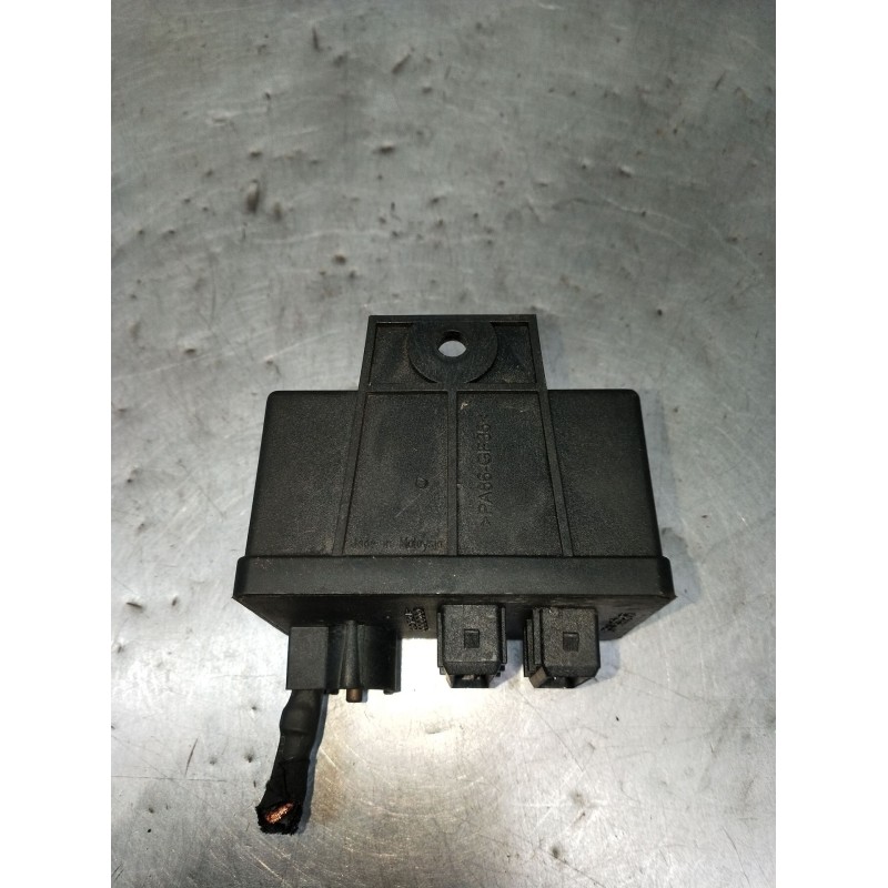 Recambio de caja precalentamiento para fiat croma (194_) 1.9 d multijet (194axc1b, 194axc12) referencia OEM IAM 0281003018  2005