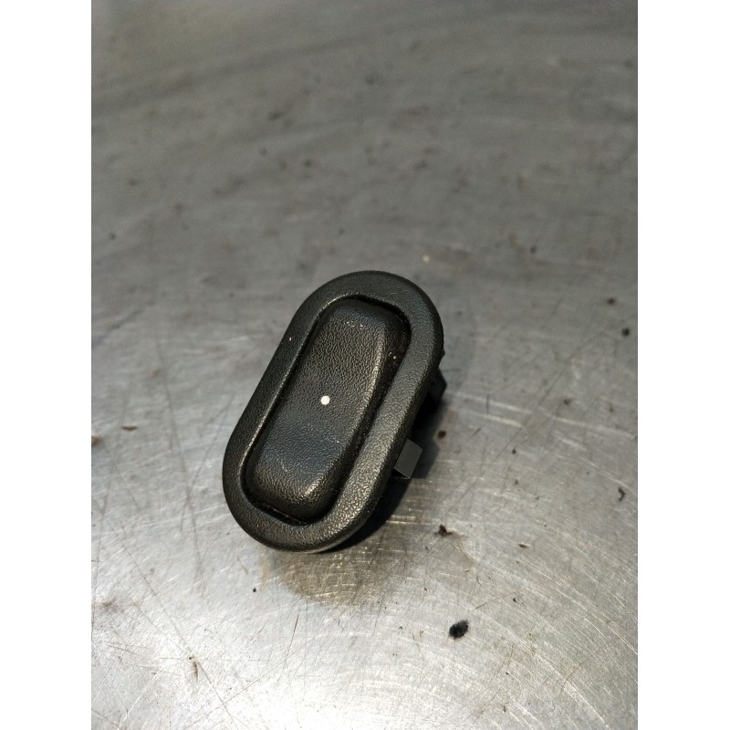 Recambio de mando elevalunas delantero derecho para opel corsa c (x01) 1.7 dti (f08, f68) referencia OEM IAM 13363102 24409207 5
