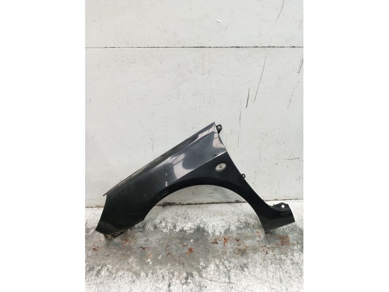 Recambio de aleta delantera izquierda para peugeot 307 (3a/c) 2.0 hdi 110 referencia OEM IAM   2001