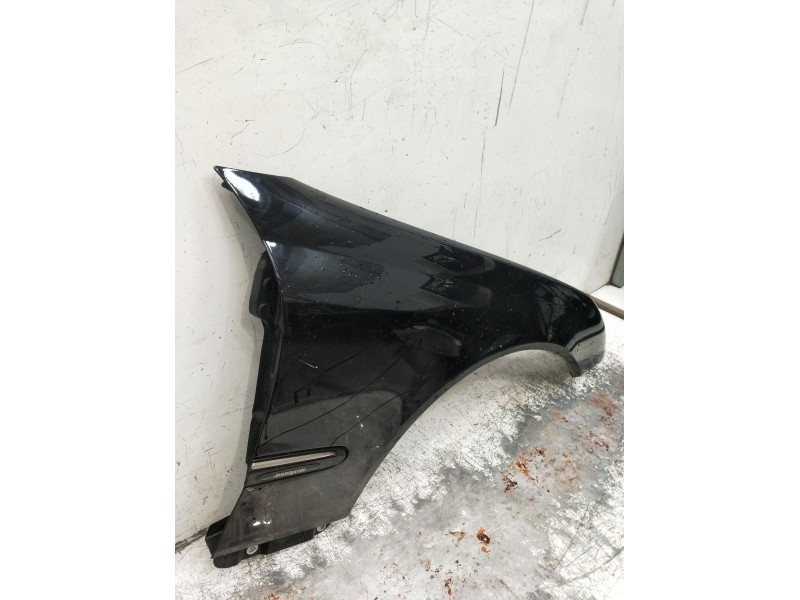 Recambio de aleta delantera derecha para mercedes-benz clk (c209) clk 320 cdi (209.320) referencia OEM IAM   2002