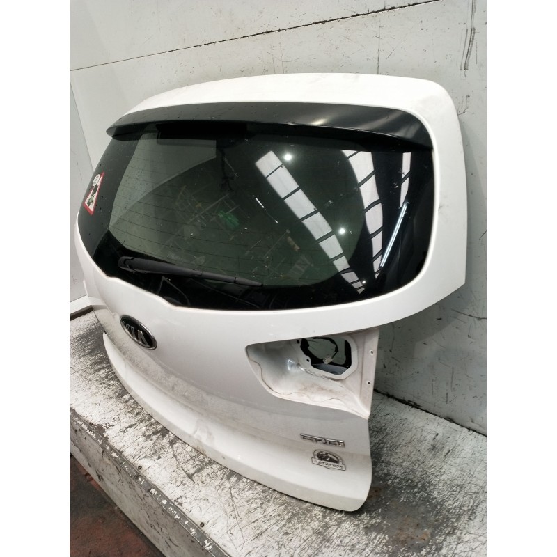 Recambio de porton trasero para kia sportage concept 4x2 referencia OEM IAM  5P 2010