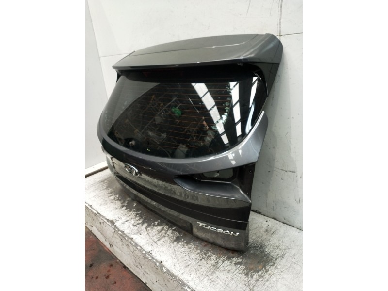 Recambio de porton trasero para hyundai tucson (tl, tle) 1.6 gdi referencia OEM IAM   