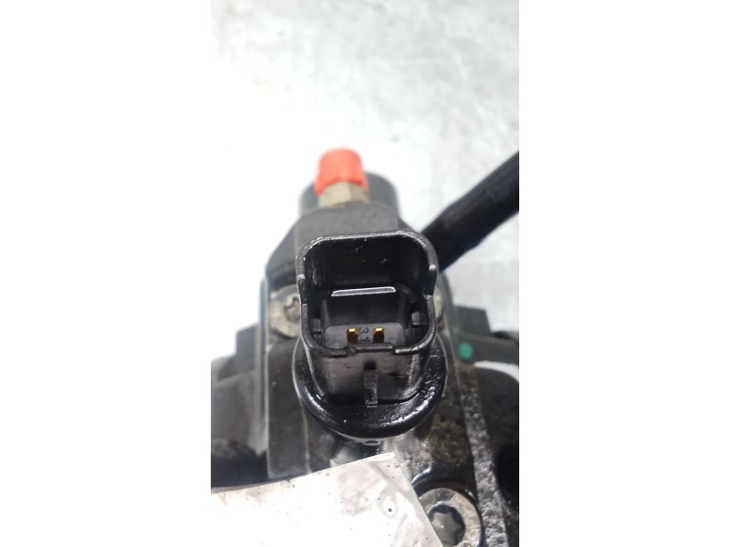 Recambio de bomba inyeccion para peugeot 406 coupé (8c) 2.2 hdi referencia OEM IAM 0445010021  BOSCH