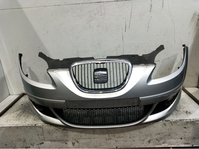 Recambio de paragolpes delantero para seat altea (5p1) 2.0 tdi 16v referencia OEM IAM   2004