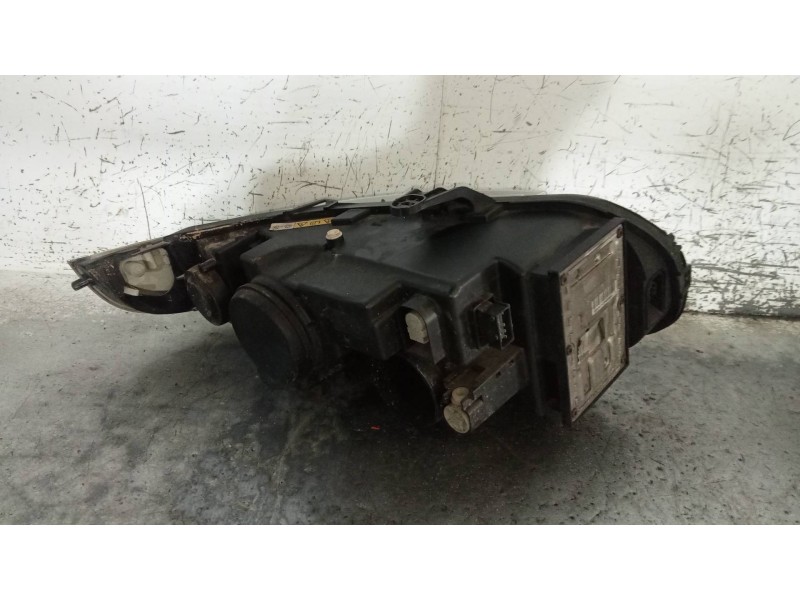 Recambio de faro izquierdo para saab 9-5 familiar 1.9 tid vector referencia OEM IAM   XENON