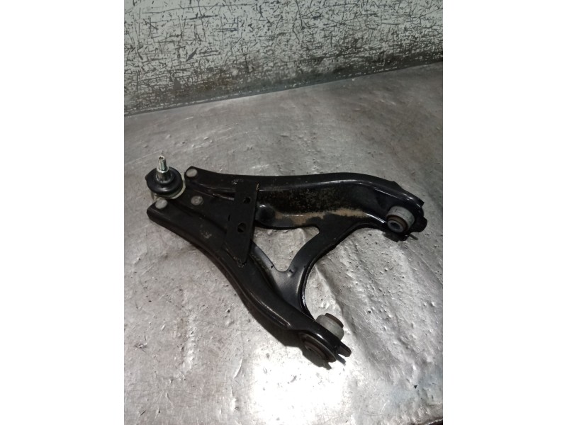 Recambio de brazo suspension inferior delantero derecho para dacia duster (hm_) 1.2 tce 125 4x4 (hmma) referencia OEM IAM   17