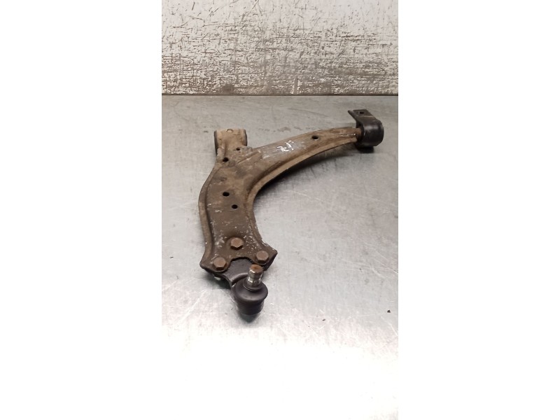 Recambio de brazo suspension inferior delantero izquierdo para peugeot 306 hatchback (7a, 7c, n3, n5) 1.6 referencia OEM IAM   9