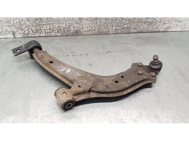 Recambio de brazo suspension inferior delantero izquierdo para peugeot 306 hatchback (7a, 7c, n3, n5) 1.6 referencia OEM IAM   9