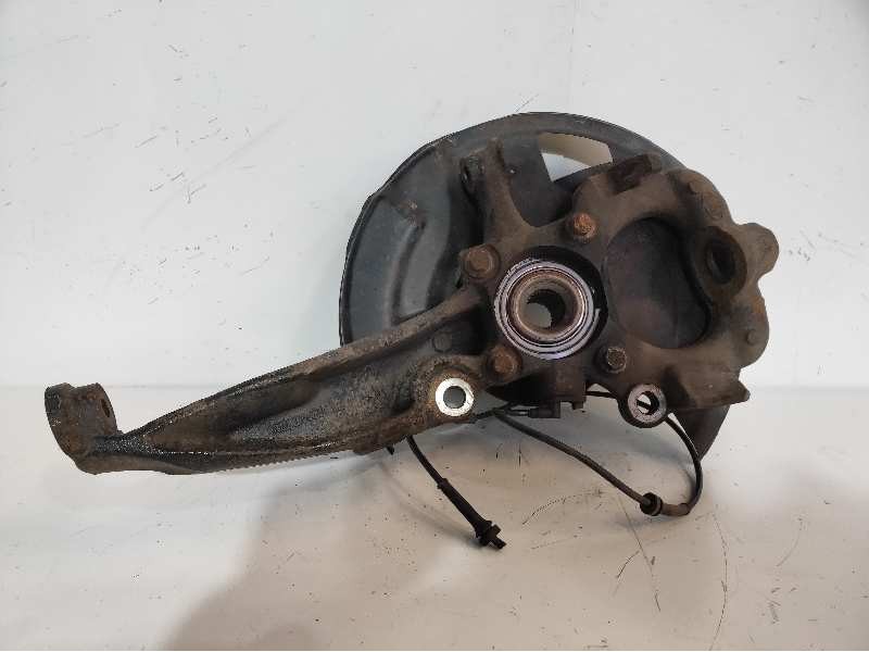 Recambio de mangueta delantera izquierda para land rover discovery v6 td se referencia OEM IAM   RUB500270